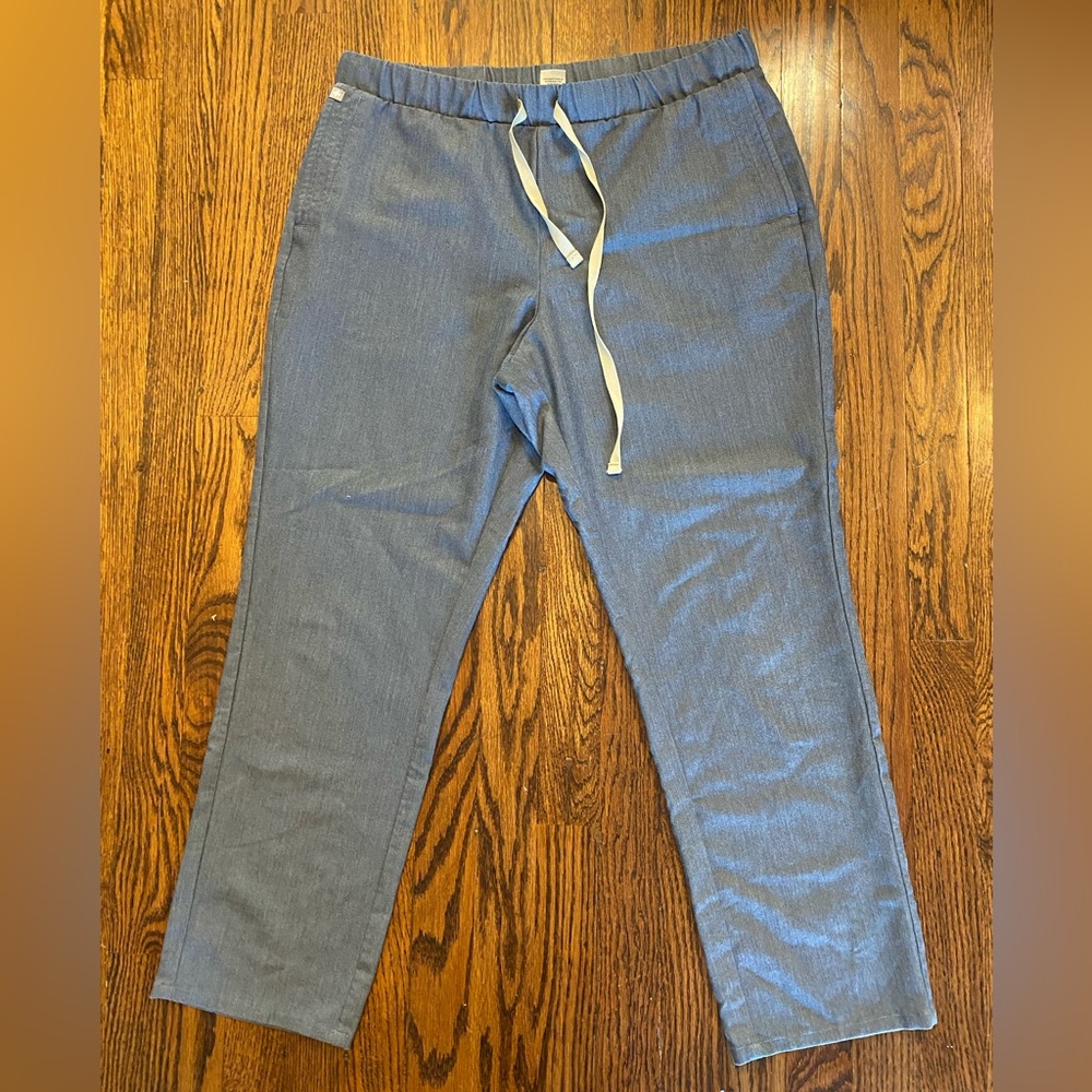 Figs‎ Graphite Technical Collection Scrub Pants Size Medium